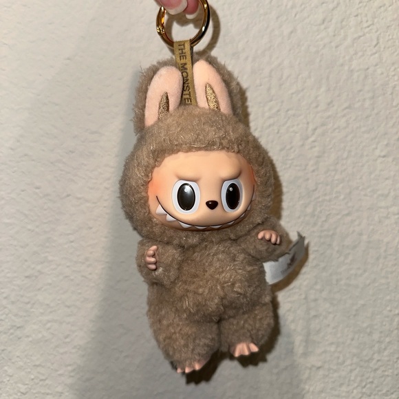 *** SOLD *** POPMART LABUBU - Picture 2 of 4